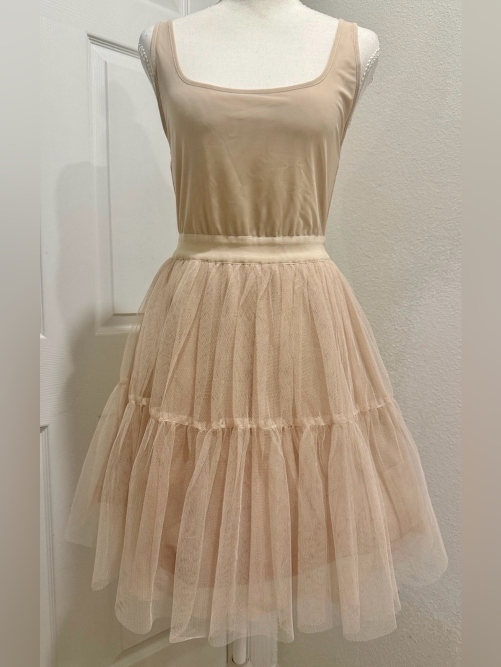 Alice + Olivia Nude Tiered Tulle Skirt